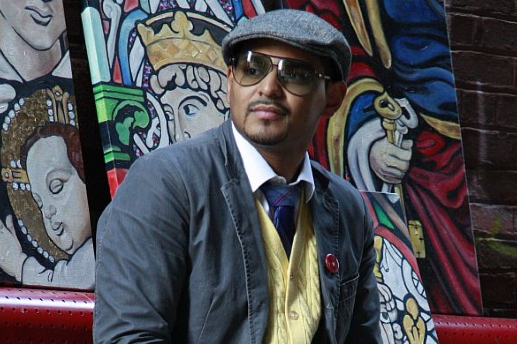 Artist Nelson Cabán