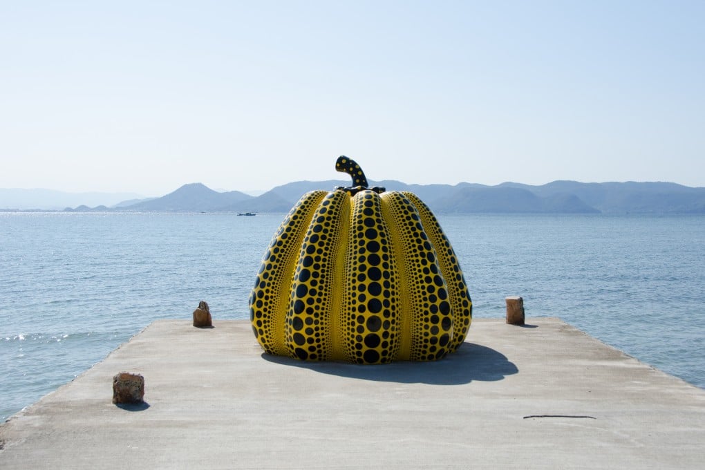 The giant yellow Yayoi Kusama pumpkin (Photo: cotaro70s/flickr)