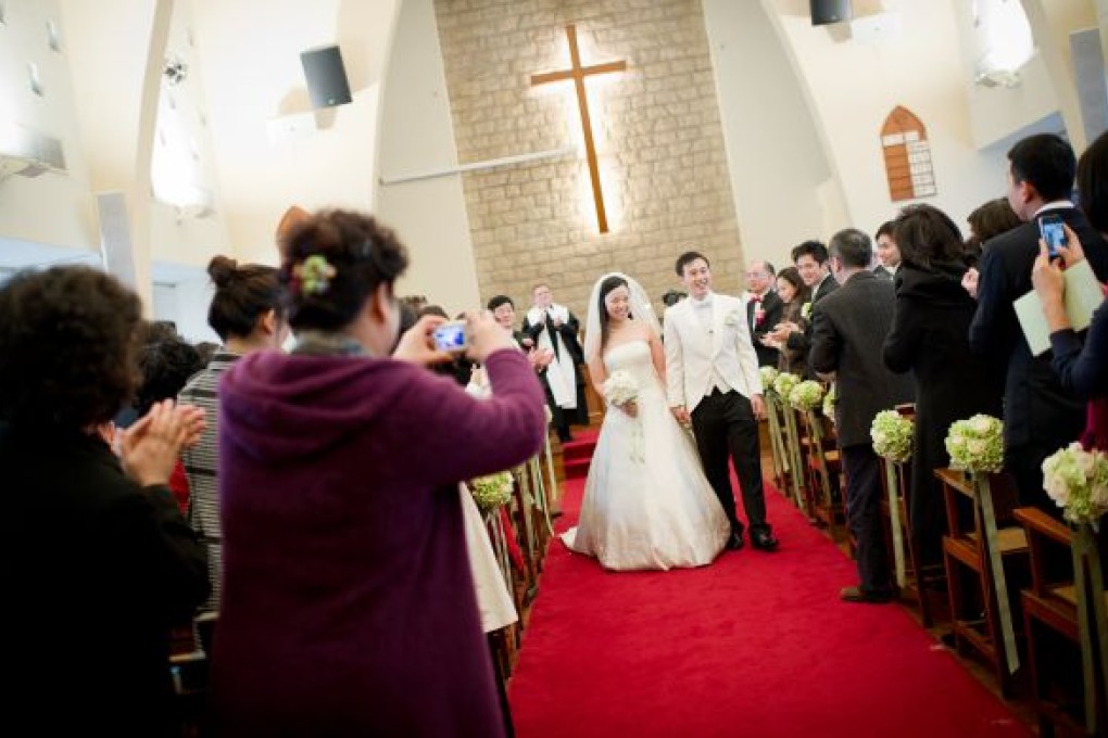 Ceremony Survival Kit and A Life In The Day: Isabella and Vincent