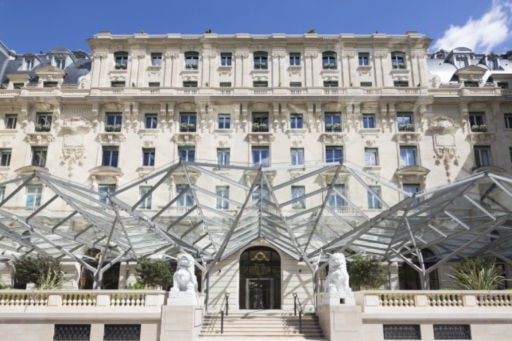 Peninsula Paris, Cross-Country Biking and new Backpackr App