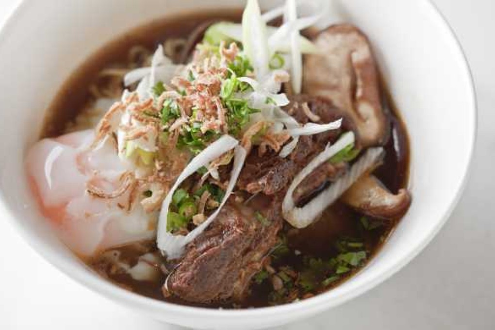 Argentinian Steak, British Candies, a Noodle Bar, and a New Fofo