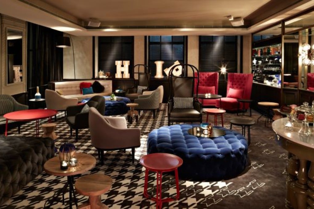 Athletic Vacations, New Hotel in Sydney and British-style snacks in Singapore