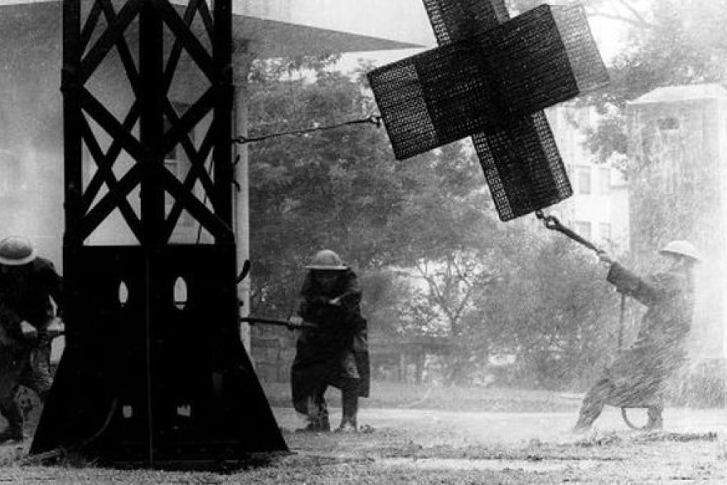 The Typhoon Signal Number 10 is hoisted. Photo: Hong Kong Observatory