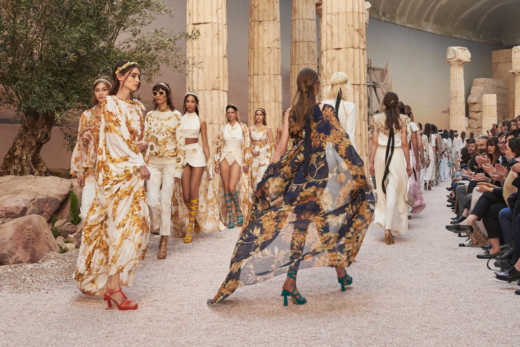 Karl Lagerfeld looks to Greek Antiquity in Chanel Cruise collection