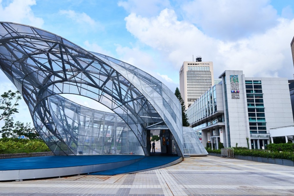 The "Hong Kong ∞ Impression" exhibition, running until November 30 at the City Gallery, features a neo-futuristic outdoor space that encourages artists and everyone else to express their impressions of the city.