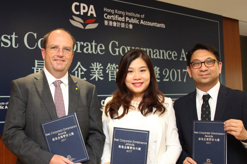 (From left): Derek Broadley, chairman of the organising committee of the 2017 Best Corporate Governance Awards; Mabel Chan, president of the Hong Kong Institute of Certified Public Accountants and chair of the judging panel for the 2017 Awards; and Patrick Rozario, chairman of the review panel of the 2017 Awards.  Photo: Chen Xiaomei