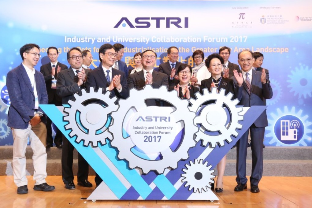 The theme for 'ASTRI Industry University Collaboration Forum 2017' was “Connecting the Dots for Reindustrialisation: The Greater Bay Area Landscape”.