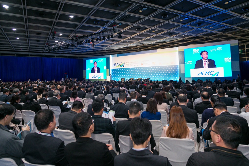 To cater to the needs of the logistics and maritime sectors, the HKTDC invites various industry leaders to attend the annual Asian Logistics and Maritime Conference to examine the latest opportunities