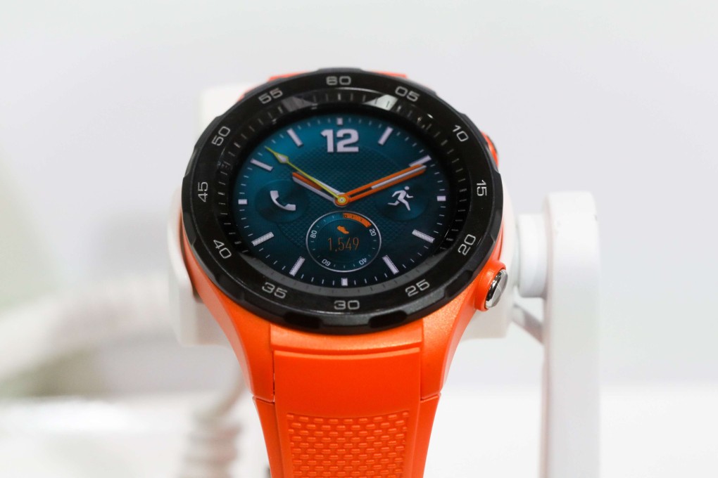 Huawei patented gaming on a smartwatch by using straps as a controller