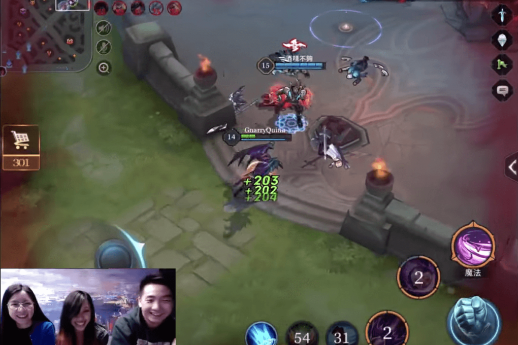 A League of Legends fan tries Arena of Valor