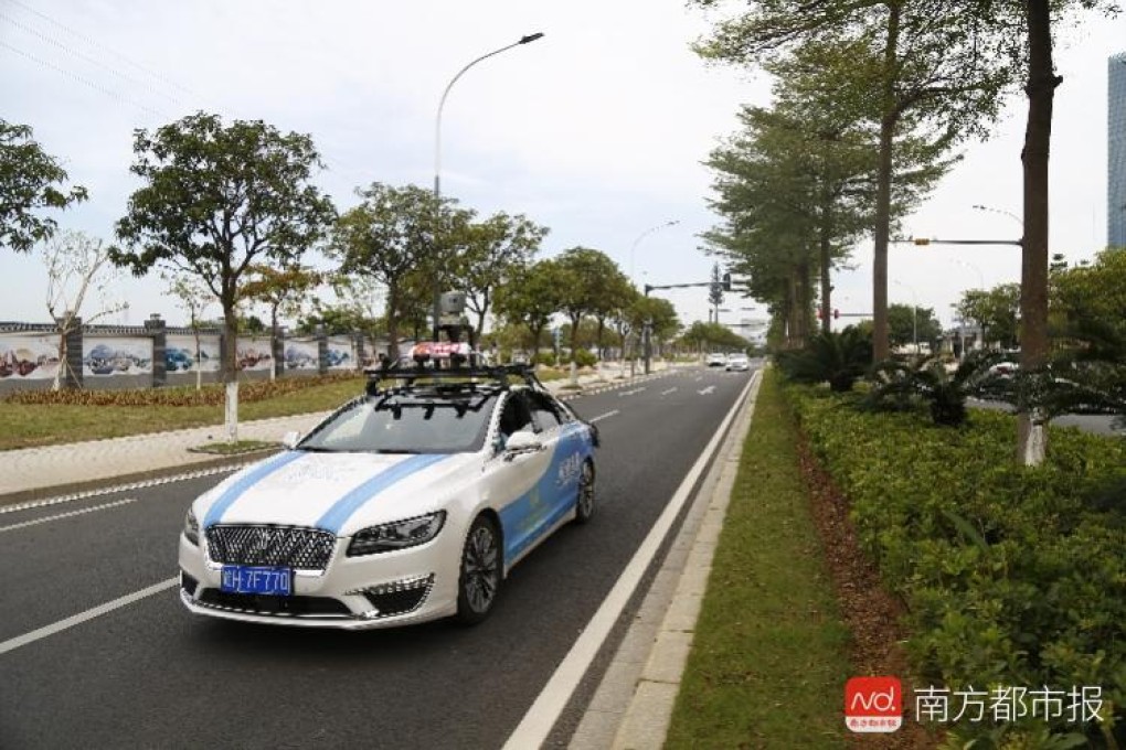 The taxis are reportedly all Level 4 vehicles -- self-driving cars that can run without a human behind the wheel -- but they’ll all have drivers during the trial run, so... (Picture: Southern Metropolis Daily)