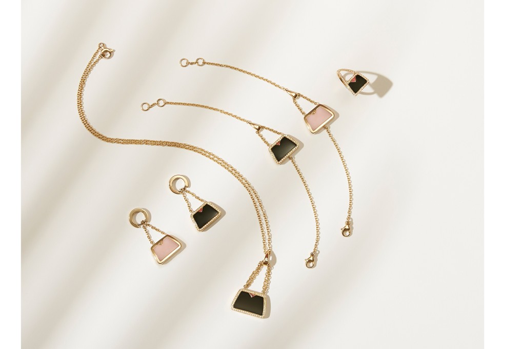 The Shopper Set also comes with a luxury black onyx version enriched with diamonds micro setting and a vivid pink tourmaline.