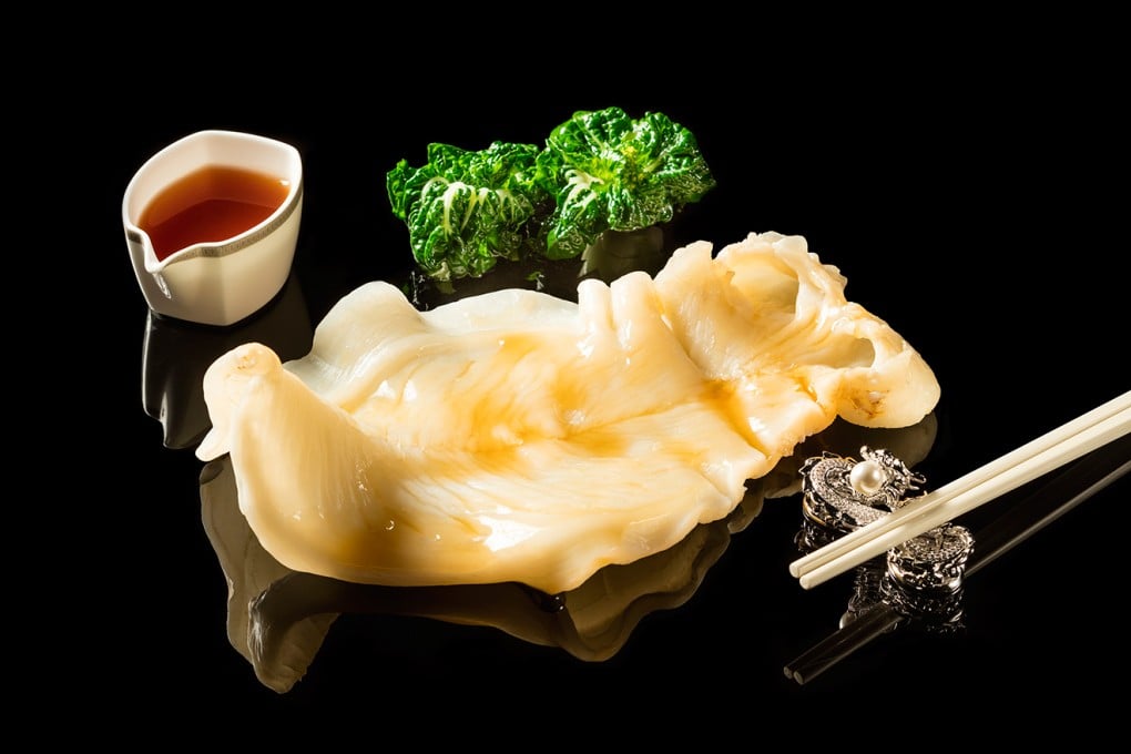 Braised Whole Fish Maw in Abalone Sauce