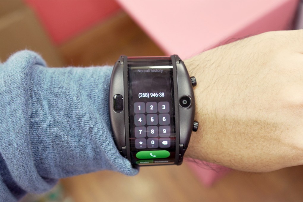 The Nubia Alpha supports phone calls using the included eSIM. (Picture: Chris Chang/Abacus)