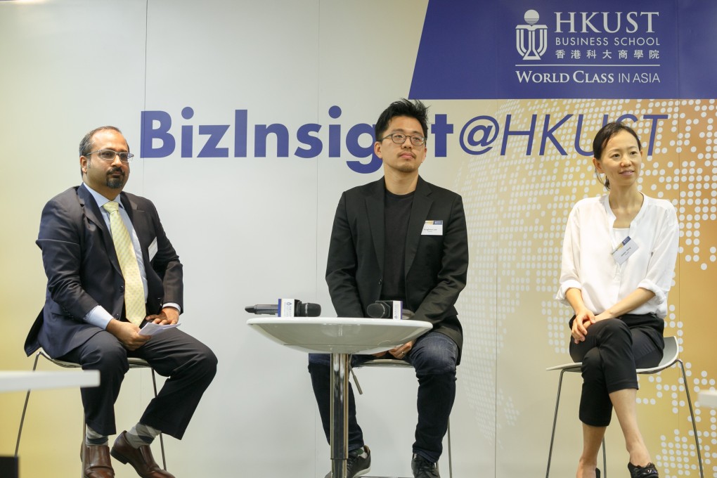 HKUS Business School share insights on design evaluations and consumer experience in counterfeit brand
consumption in the BizInsight@HKUST Presentation Series. The talk was moderated by Prof Anirban Mukhopadhyay,
Associate Dean (Undergraduate Studies) and Professor of Department of Marketing.