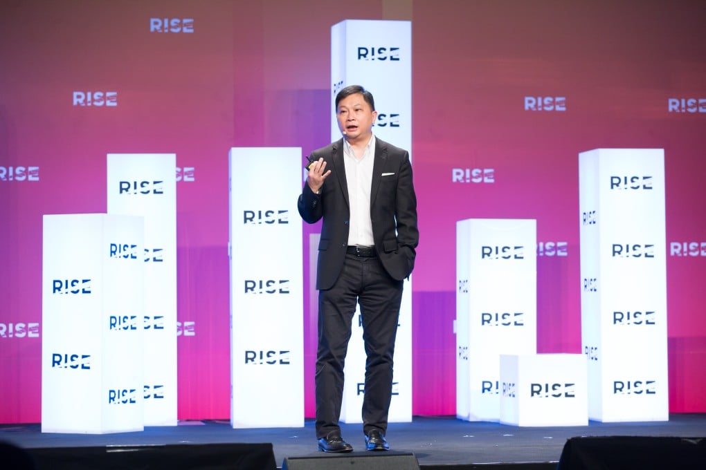 Paul Loo, Cathay Pacific Chief Customer and Commercial Officer, gave a keynote speech on the airline’s IT transformation and initiatives at RISE Hong Kong 2019.