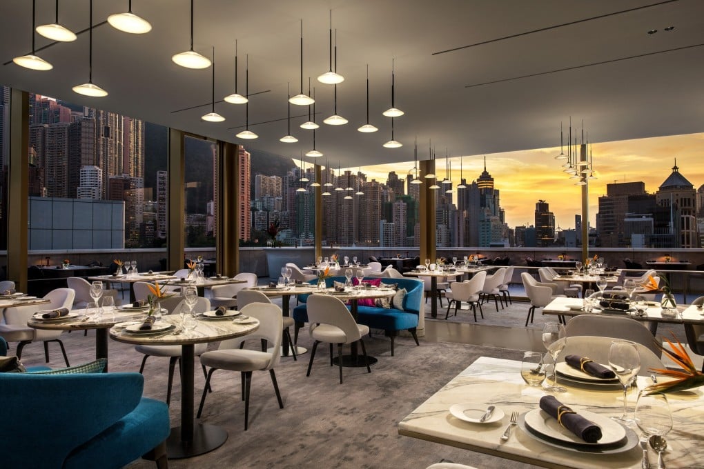 The stylishly appointed Popinjays perched on the top of The Murray introduces monthly musical pop-ups named Niccolo Nights at Popinjays.