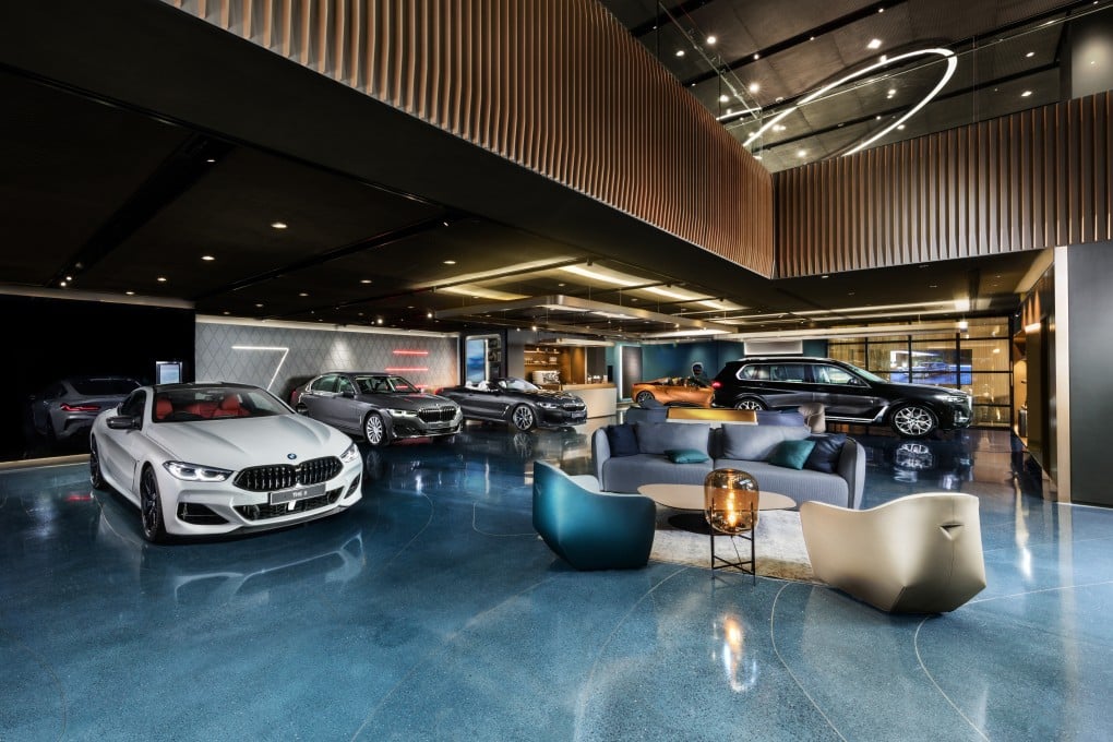 Authentic and innovative, the new BMW Luxury Class Showroom houses the entire range of BMW luxurious models.