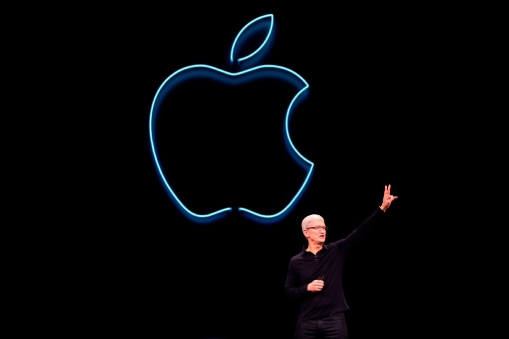 US President Donald Trump said he told Apple CEO Tim Cook that the company should should start "building 5G." (Picture: Brittany Hosea-Small/AFP)
