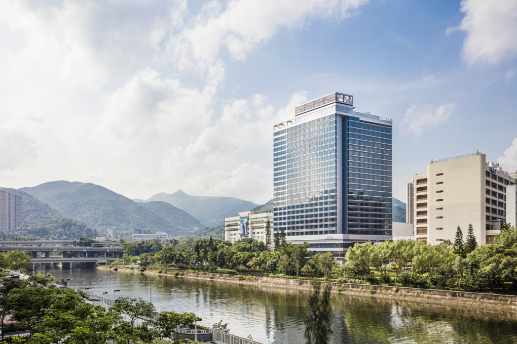 ALVA HOTEL BY ROYAL is an urban oasis with a unique riverside location in Shatin.
