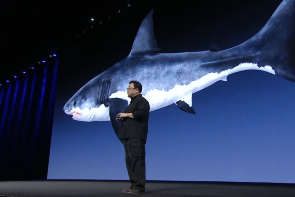 Luo Yonghao once boasted he would buy Apple. (Picture: Smartisan)