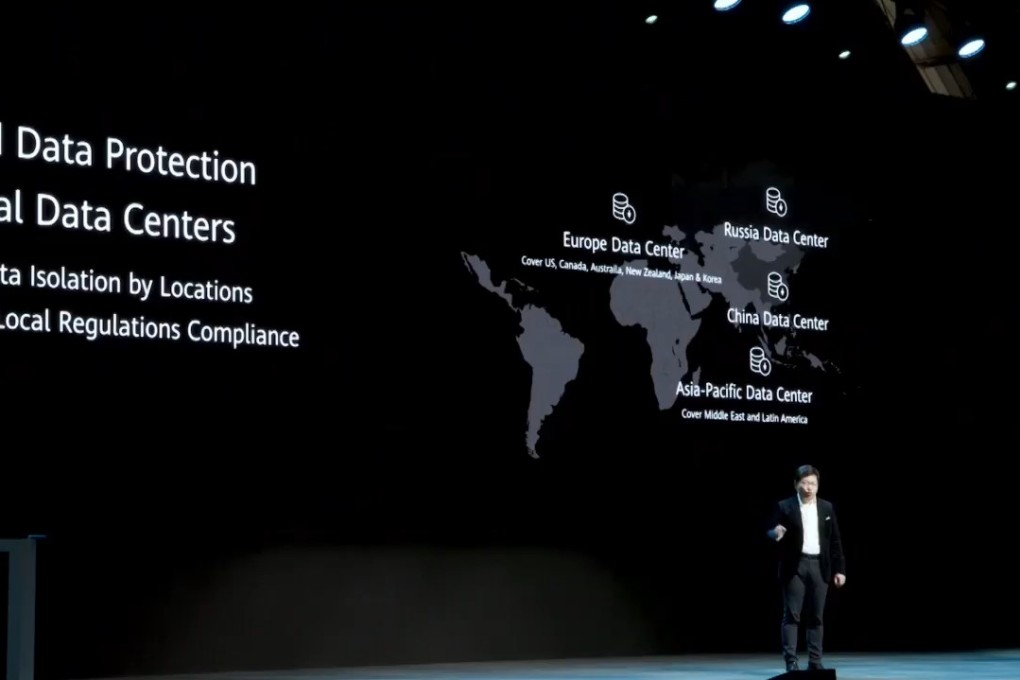 Richard Yu, chief executive of Huawei’s consumer business group, presenting in a webcast streamed from Barcelona on February 24. (Picture: Guancha.cn via Weibo)