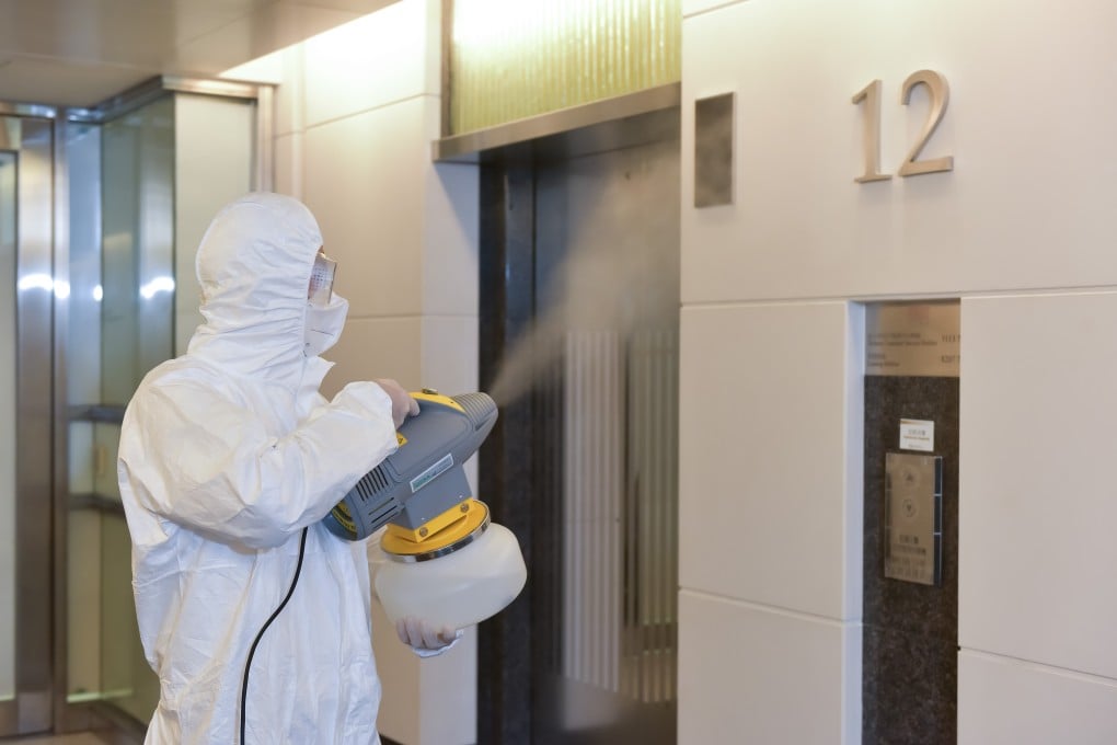 Best Result has established a Special Disinfection Unit, experienced members of which were specially trained for over 100 hours to provide round-the-clock professional sanitisation services for clients, strengthening the hygiene of the community.