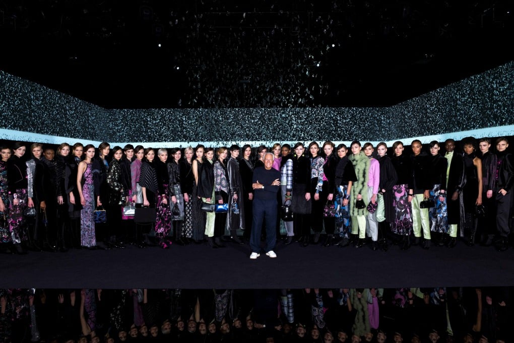 Maestro Giorgio Armani and his models show off the Autumn/Winter 20/21Collection based on velvet notes.