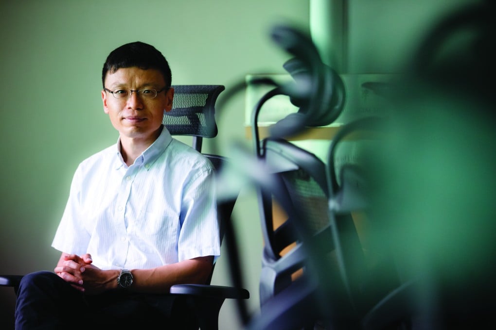 Dr John Lee Sie-yuen developed a personalised text simplification algorithm.