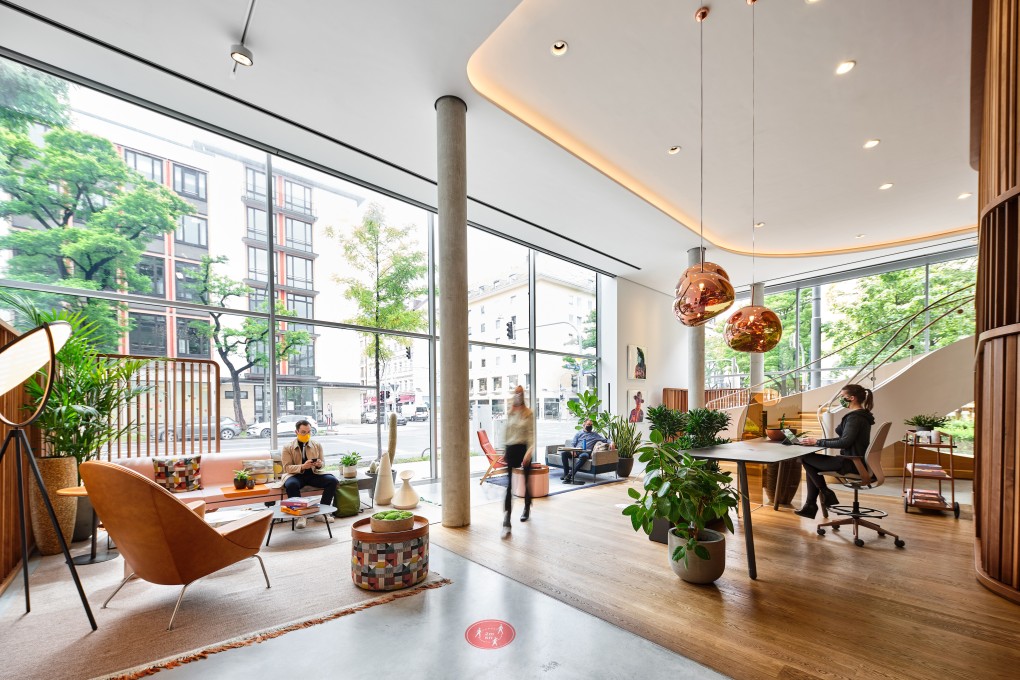 Steelcase’s research identifies a more nuanced, hybrid future for work.