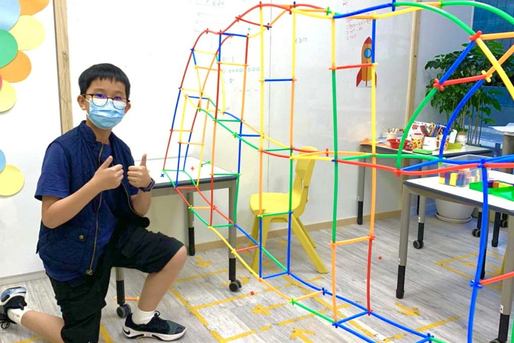 Discover Maths with Growing IQ, Hands on = Minds On
