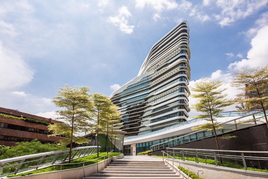 Fintech the focus for PolyU doctorate