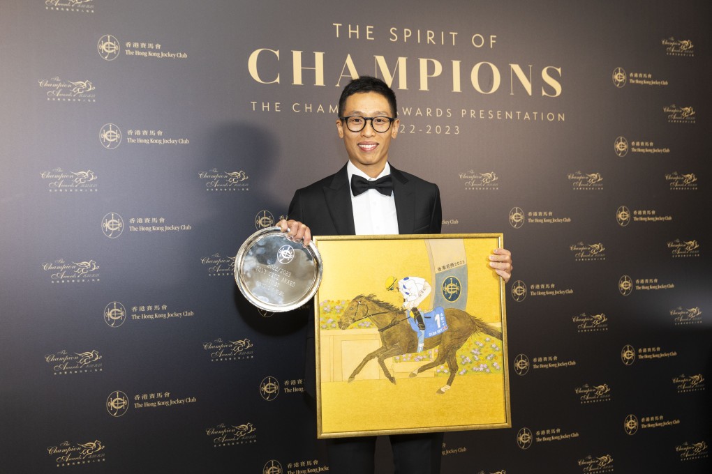 Leading jockey Vincent Ho receives his fourth Tony Cruz Award at the Champion Awards 2023.