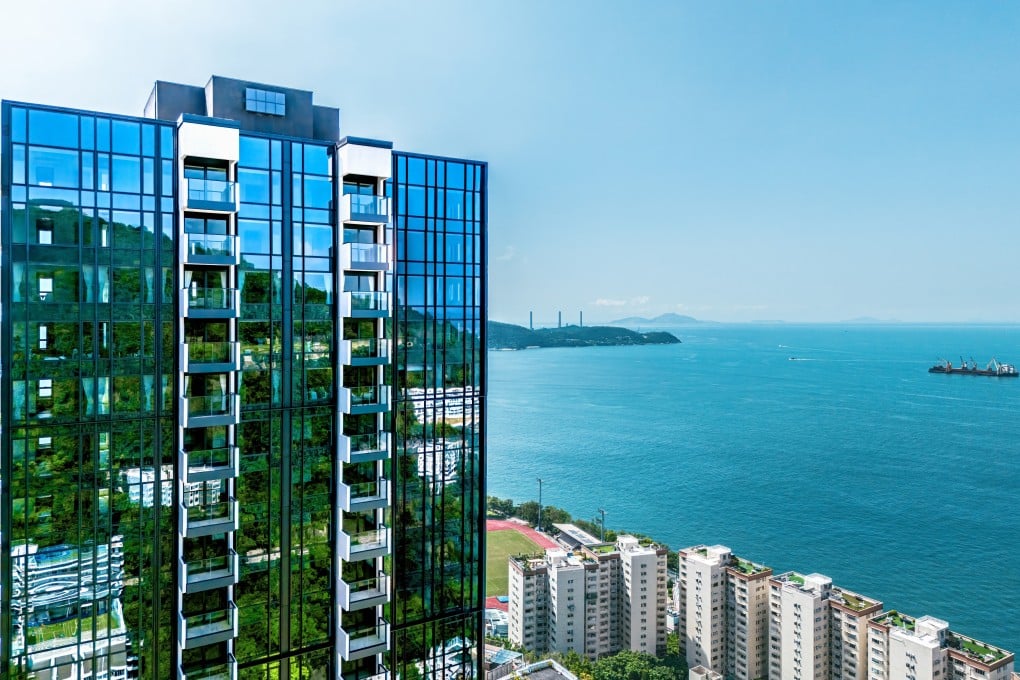 All units in Victoria Coast can enjoy sweeping sea and sunset views.