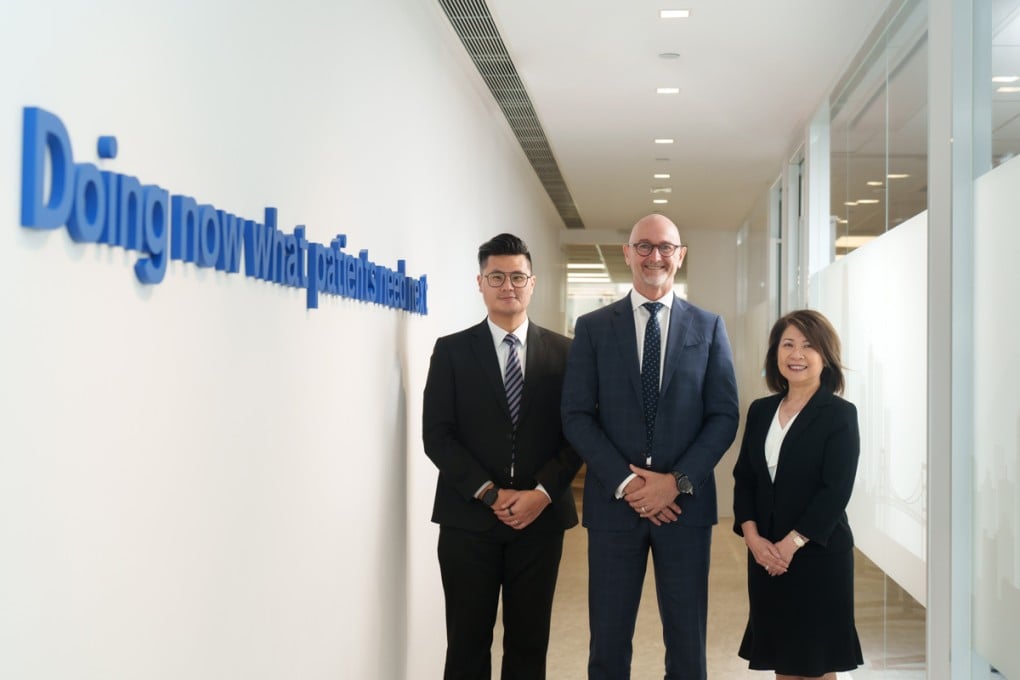 From Left to Right:
Ronald Lo, General Manager, Roche Diagnostics Hong Kongh
Lance Little, Head of Region for Roche Diagnostics Asia Pacific
Agnes Ho, APAC Sub-Region Three Head, Roche Diagnostics Asia Pacific