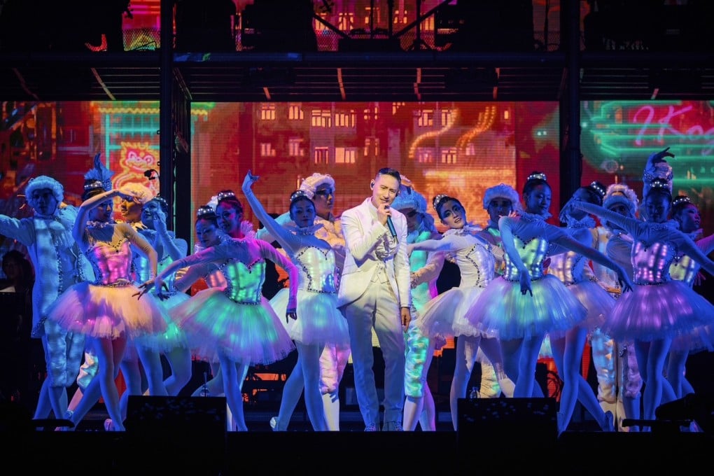 Packed to capacity, the 16,000-seat Galaxy Arena hosted nine sold-out concerts by Jacky Cheung, delivering a visually spectacular and emotionally charged experience for more than 90,000 fans over three weekends.