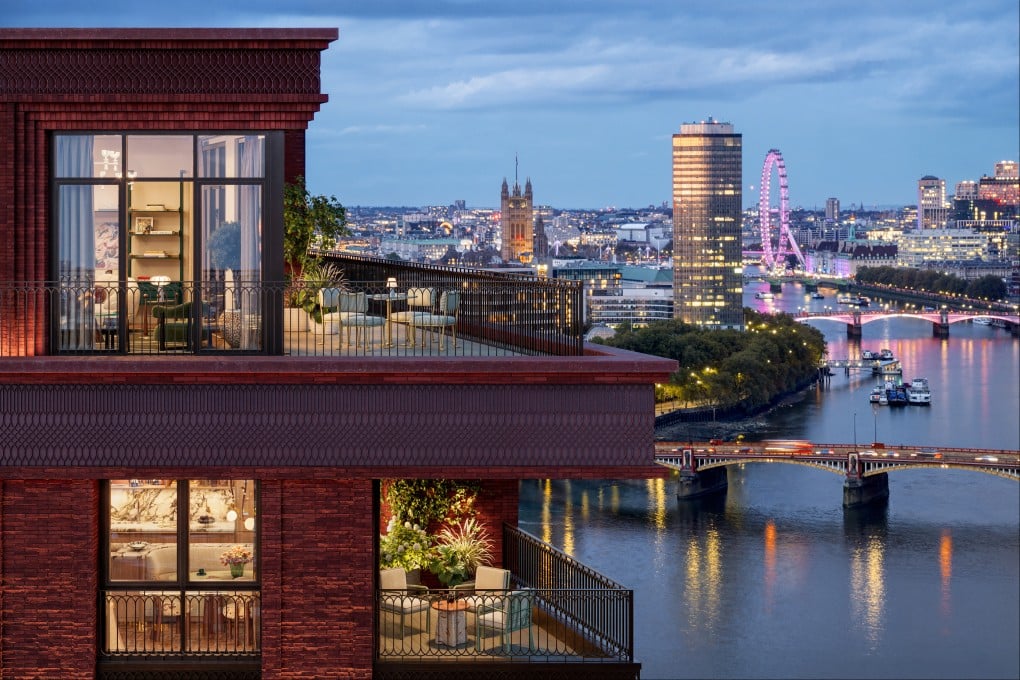 The Capston: Culmination of a Vision on the Thames
