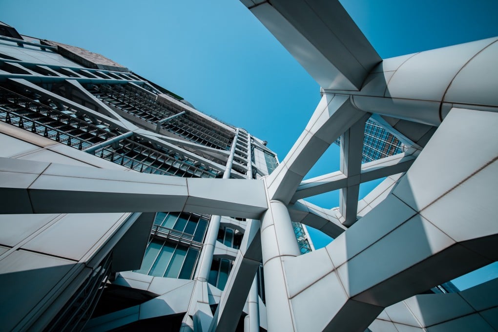 The HSBC Main Building’s intricate steel structure, seen from below, reveals the engineering daring behind Norman Foster’s design. (Photo credit: Gary Ng (Instagram: @garyfive), Hong Kong architecture photographer; the first local architectural photographer to win the two First Place in ‘Architecture Photography Awards’).
