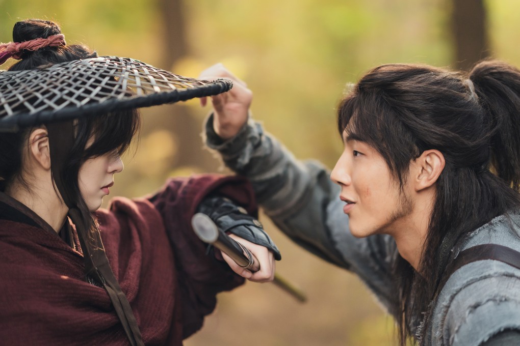 Kim So-hyun (left) and Ji Soo in River Where the Moon Rises. Photo: ViuTV