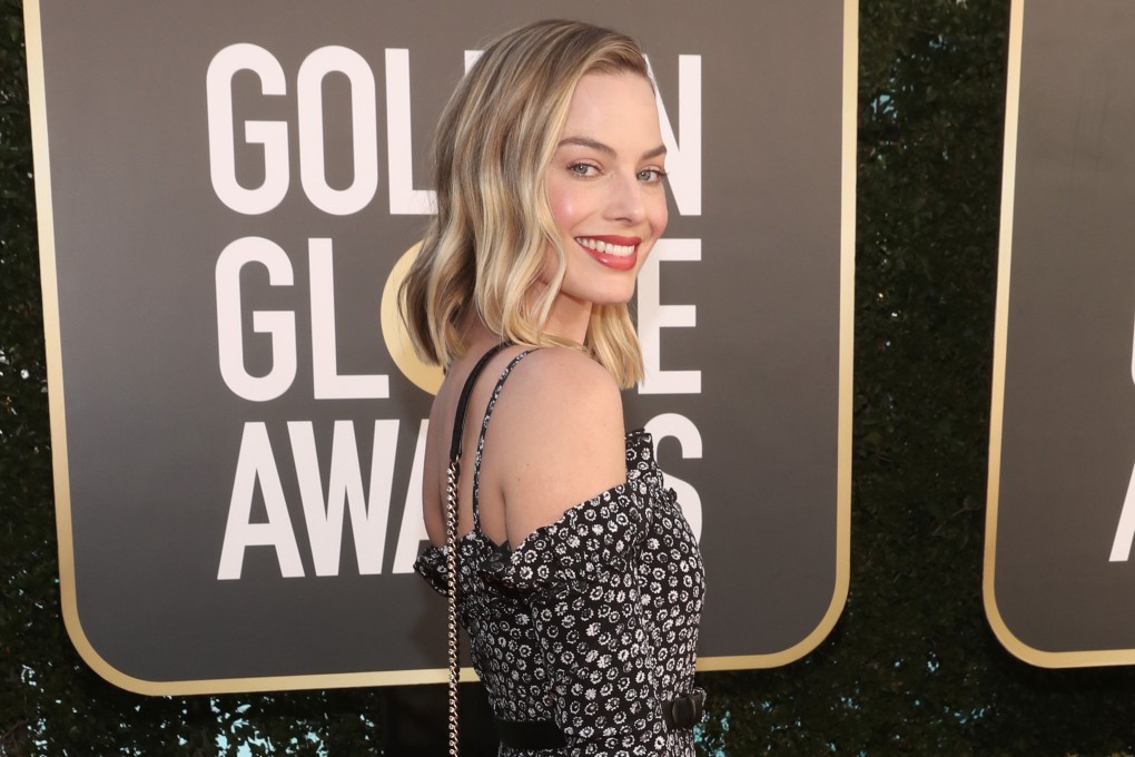 Margot Robbie was one of the few stars to attend the Golden Globes this year in person. Photo: Getty Images