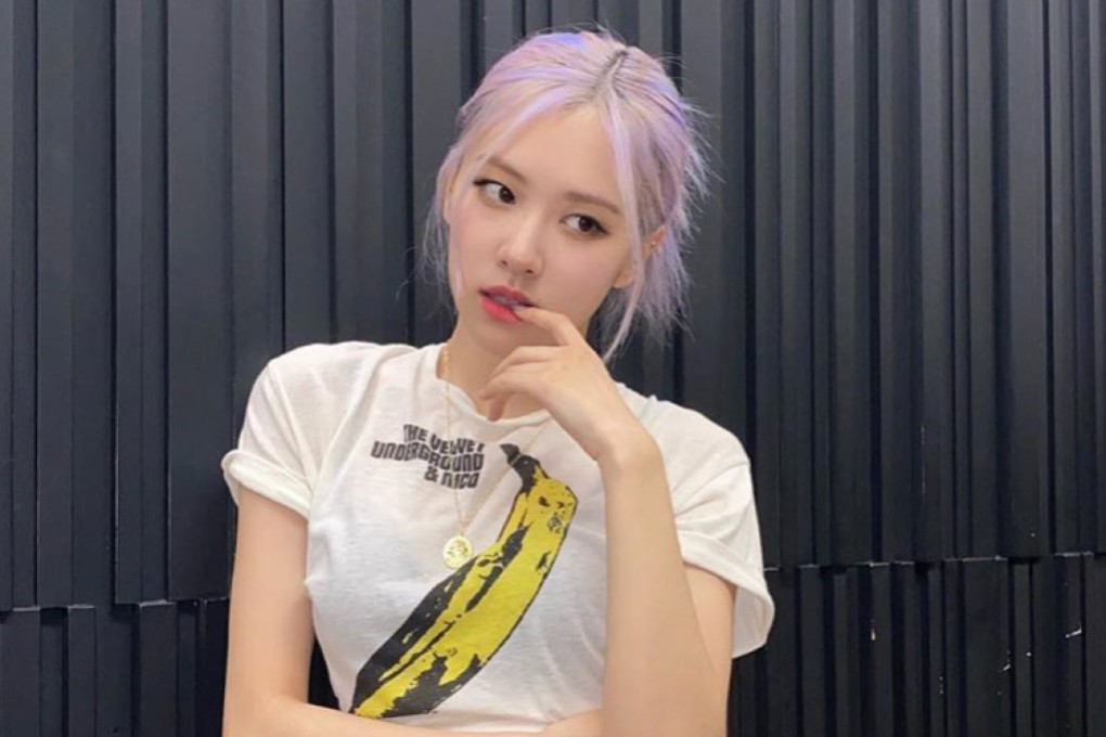 Rosé from Blackpink has released a first solo album, titled ‘R’.