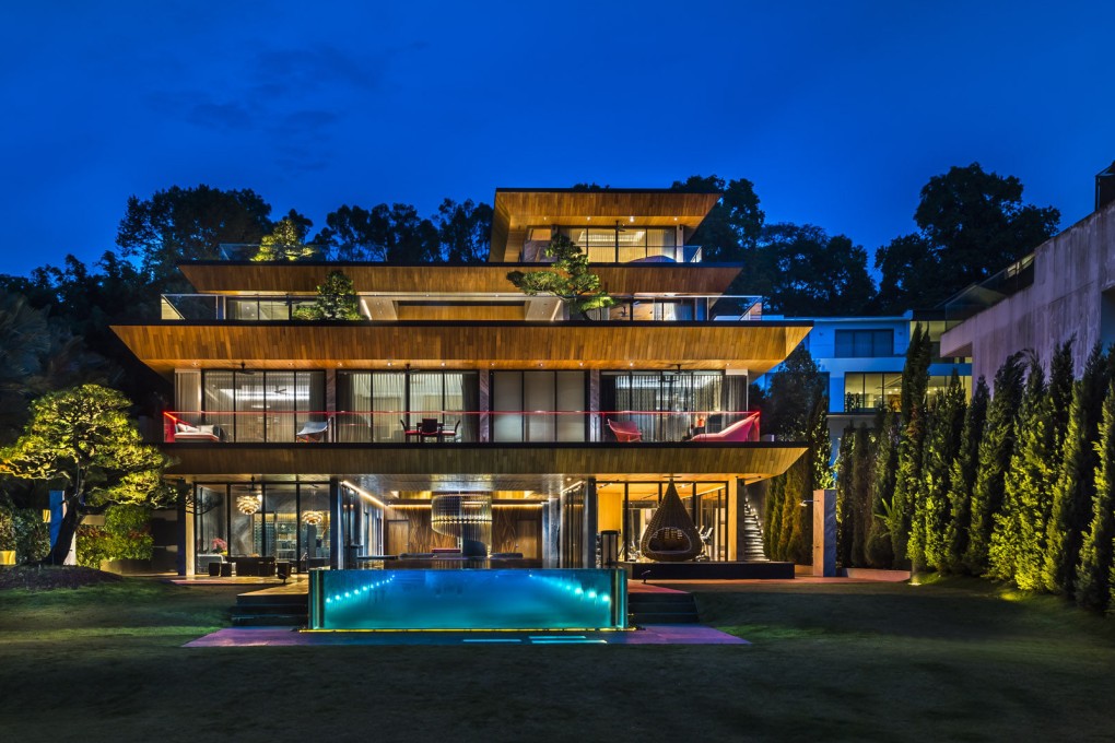 The house’s design was inspired by those Lim saw in China where private spaces surrounded a central courtyard. Photo: Ta.Le Architects