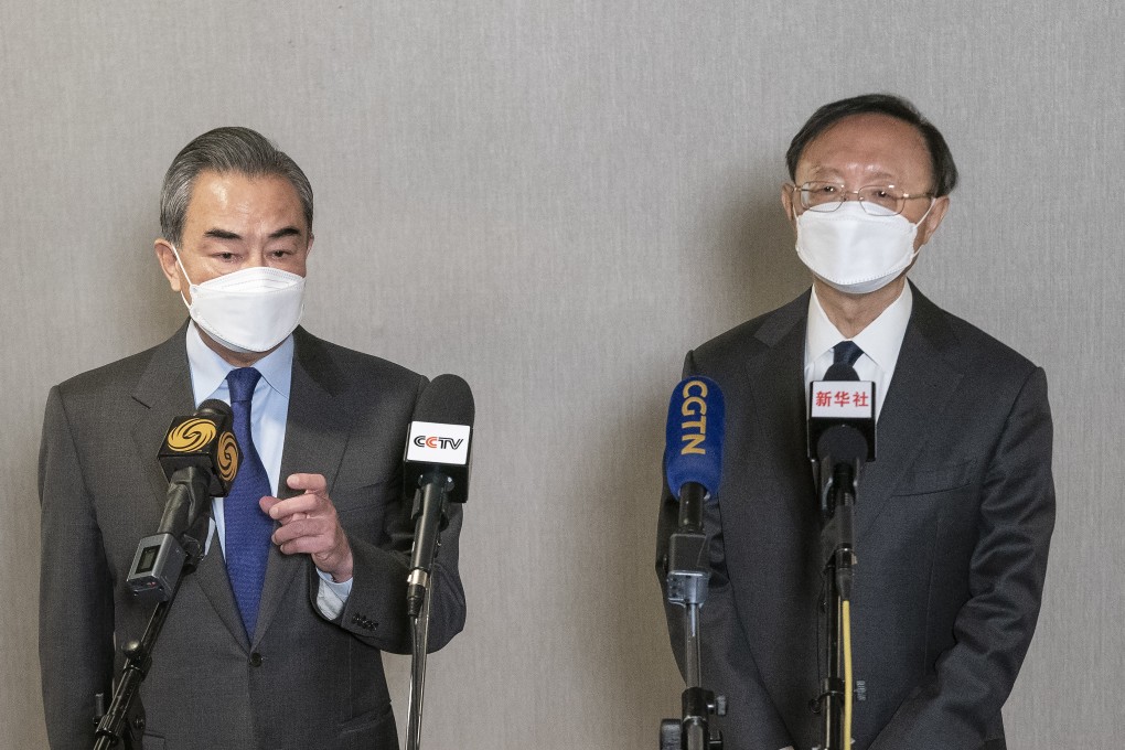 Foreign minister Wang Yi (left) and foreign policy chief Yang Jiechi speak to the media following the end of the meeting with the United States in Anchorage, Alaska, on March 19. Photo: Xinhua