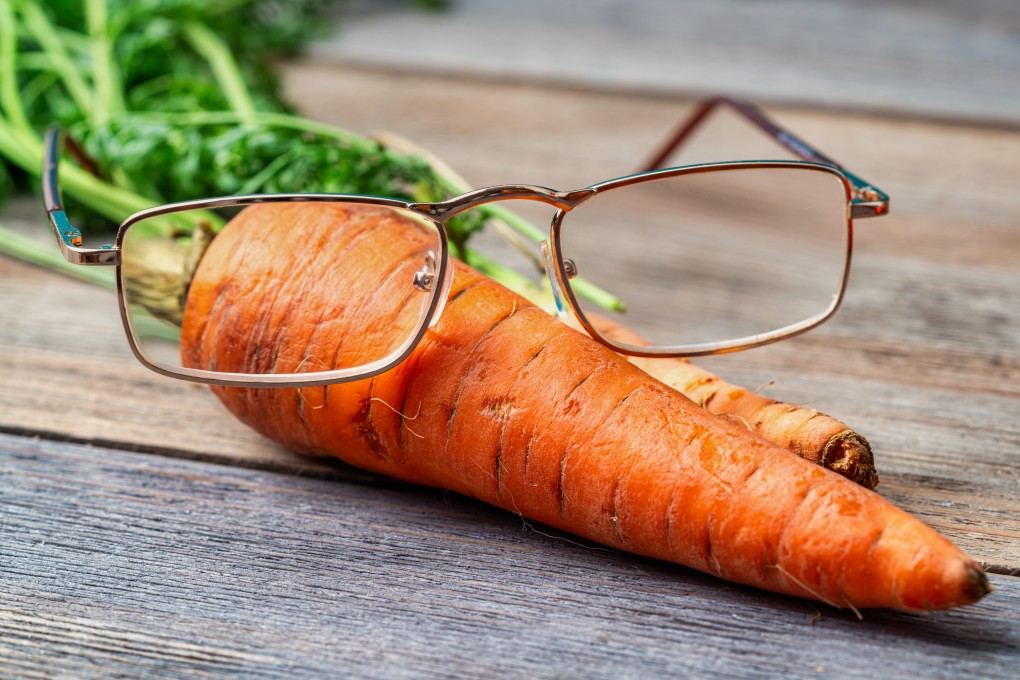There have been many misconceptions about the human body that have been passed down through the years, such as that eating carrots can improve your eyesight. Various authors have methodically dispelled these myths. Photo: Shutterstock
