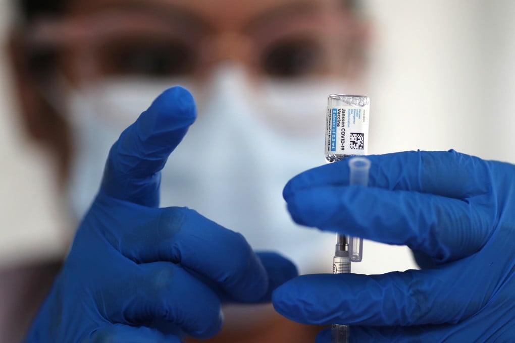 A nurse prepares a Covid-19 vaccine dose in Los Angeles, California. Photo: Reuters