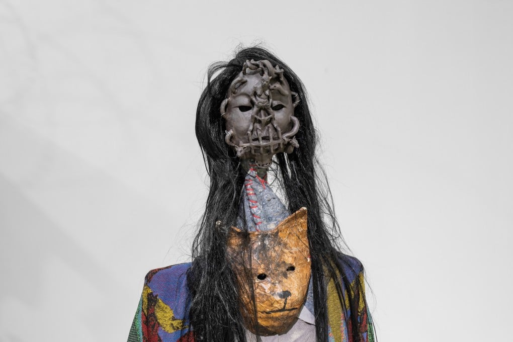 Candice Lin’s 2019 artwork “Witness (Blue Version)“ on display at the Times Museum in Guangzhou.