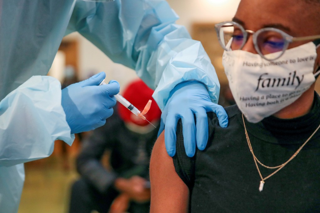 A patient receives a coronavirus vaccine shot. Photo: Reuters