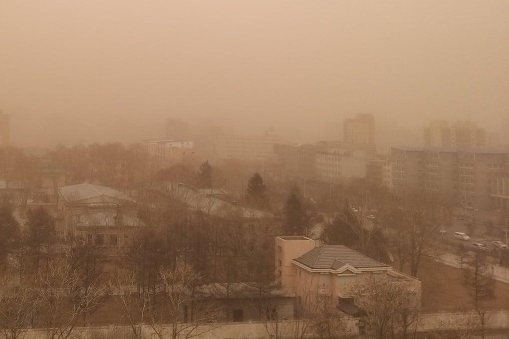 Mongolian capital Ulan Bator engulfed by the worst dust storm in a decade in March. Photo: Xinhua
