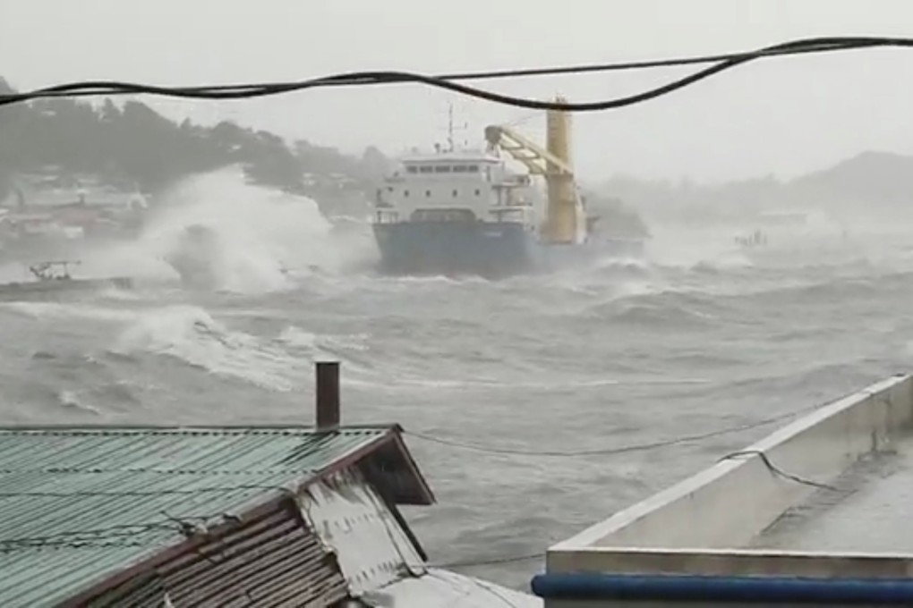 Waves crash as Super Typhoon Surigae moves close to the province of Catbalogan, Samar, Philippines. Photo: Reuters