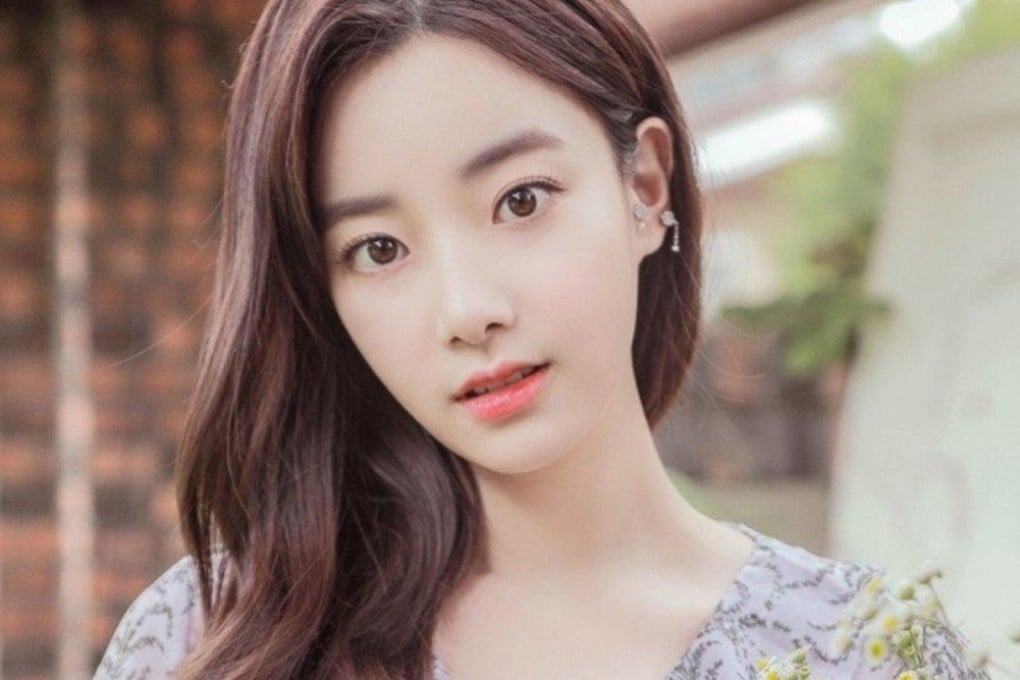 The K-pop world continues to reel from more bullying scandals, including former April member Hyunjoo elaborating on Instagram about being bullied by bandmates. Photo: DSP Media